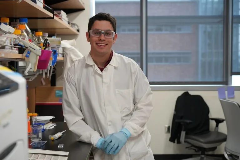 Christian Rodriguez in the lab