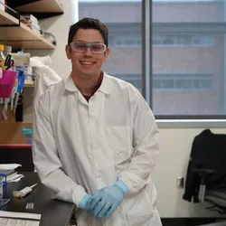 Christian Rodriguez in the lab